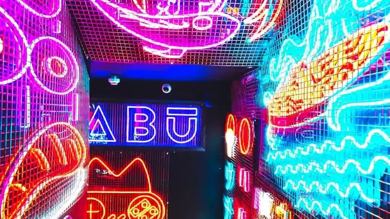 Wednesday Night in London — Wednesday, 22 Apr 2026