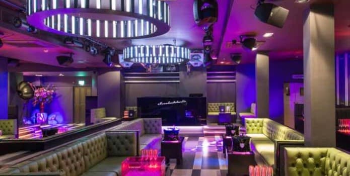 CHARLIE TABLE BOOKING - photo 3