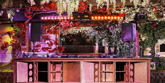 CUCKOO CLUB TABLE BOOKING - photo 4