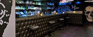 Graphic Bar : London's Top Bars. Great nightlife, extensive cocktail list, one of London's most exclusive bars.