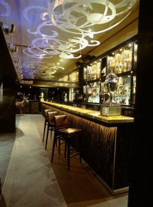 Whisky Mist : London's Top Nightclubs. Great nightlife, girls night out, extensive cocktail list, one of London's most exclusive club.