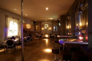 Westbourne House : London's Top Bars. Great nightlife, extensive cocktail list, one of London's most exclusive bars.