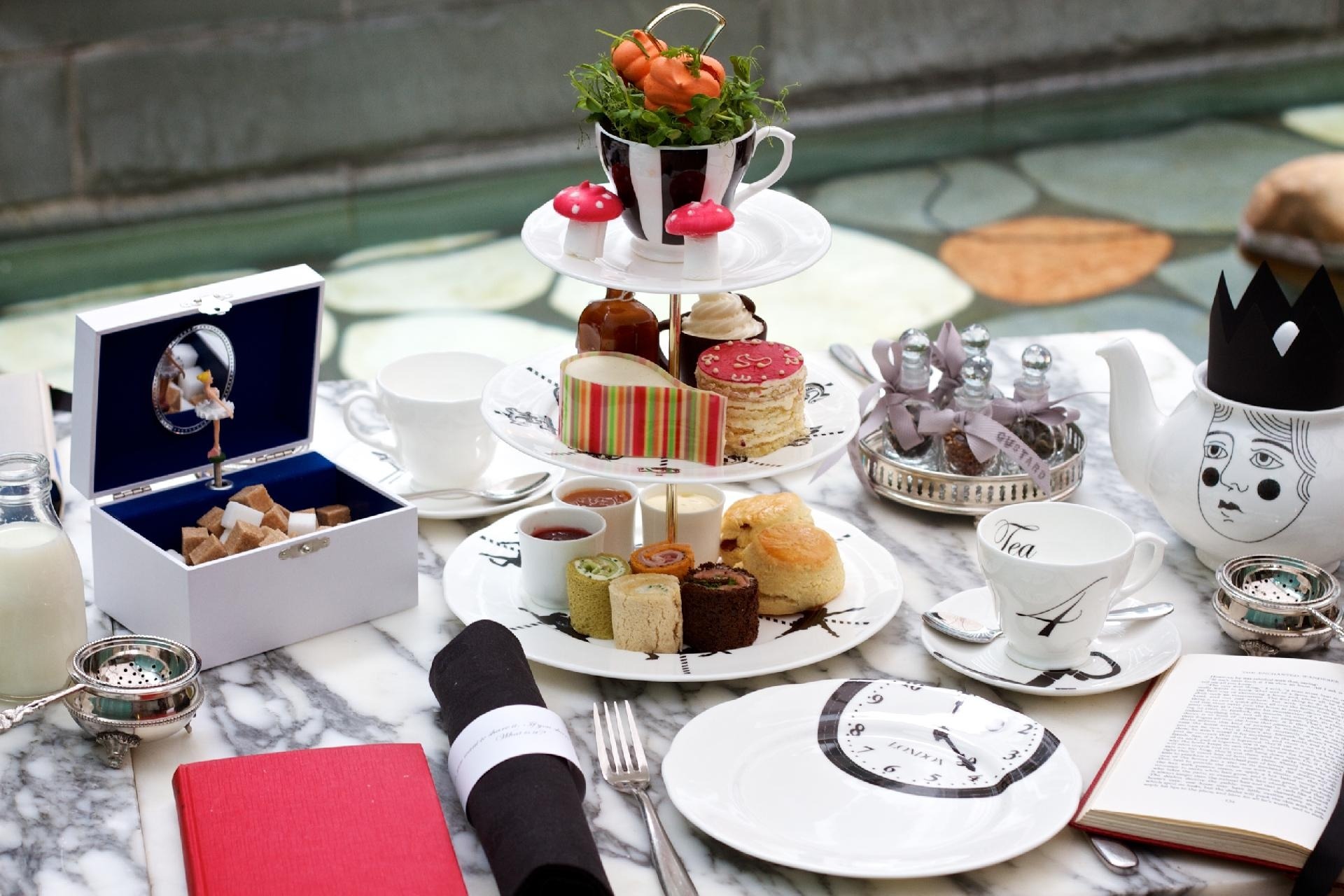 Mad Hatters Afternoon Tea