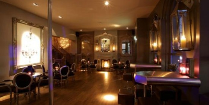 Westbourne House : London's Top Bars. Great nightlife, extensive cocktail list, one of London's most exclusive bars.