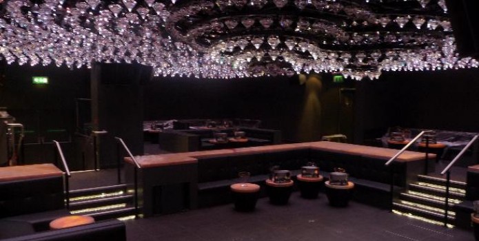 Jalouse : London's Top Nightclubs. Great nightlife, girls night out, extensive cocktail list, amazing dance floor one of London's most exclusive club.